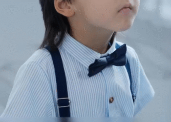 [FULL] 072E0828 She Returns with Adorable Twin Babies! 01 Six Years Later, the CEO Reunites with Cinder