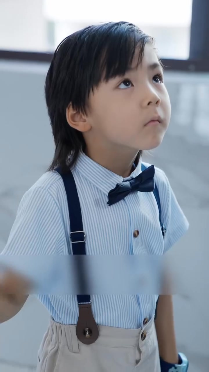 [FULL] 072E0828 She Returns with Adorable Twin Babies! 01 Six Years Later, the CEO Reunites with Cinder