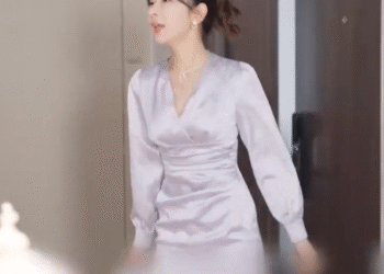 [FULL] 167E0828 The scheming woman spikes the drink, but the woman, prepared, makes her reap what she sowed