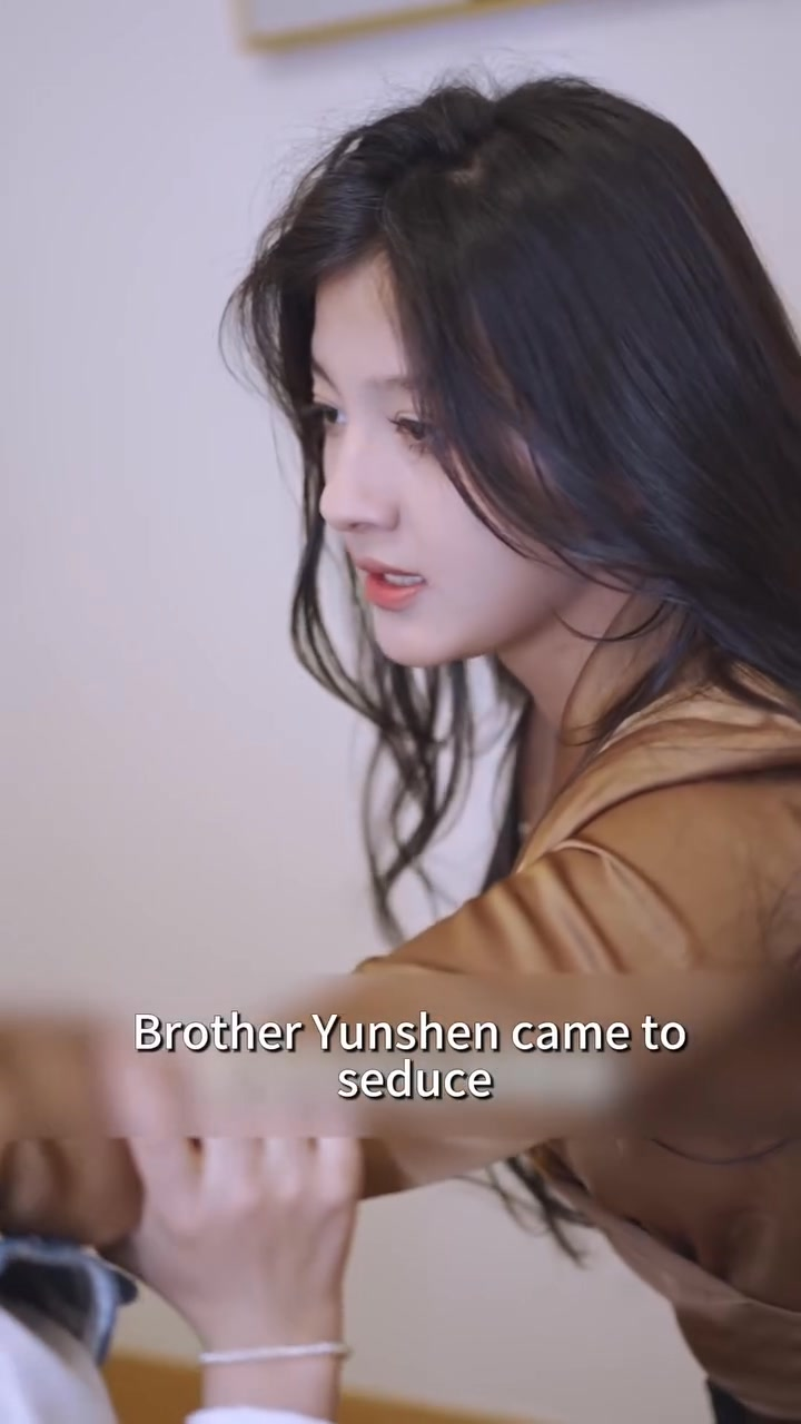 [FULL] 026E0828 The Adorable Baby Only Bonds with Cinderella, and the CEO Asks Her to Care for His Daughter in Hi
