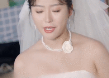 [FULL] 137E0828 Mom, Love Me One More Time 03 The Woman Holds Her Wedding at a Five Star Hotel, Only to